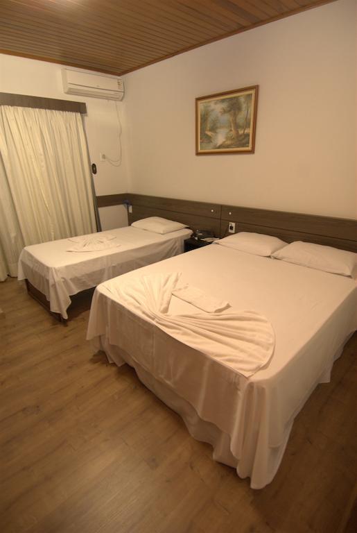 Novo Hotel Tinho Rio do Sul Oda fotoğraf
