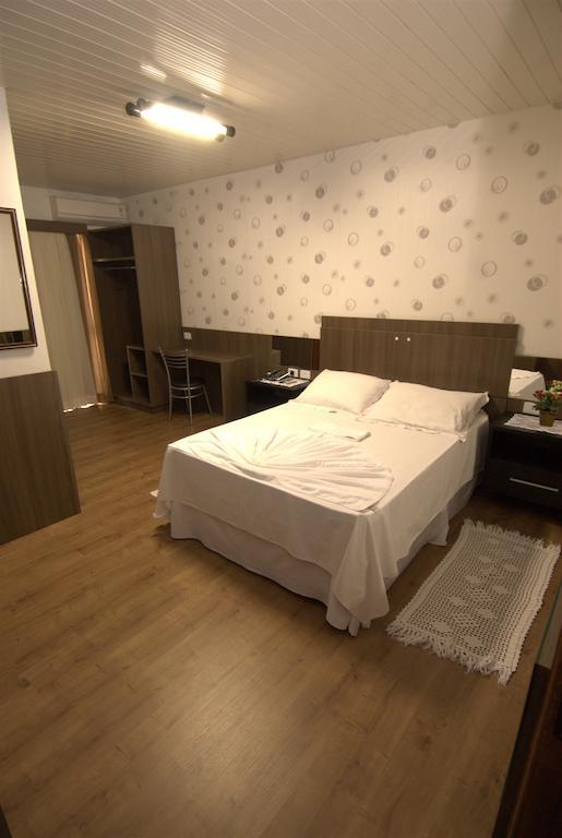 Novo Hotel Tinho Rio do Sul Oda fotoğraf